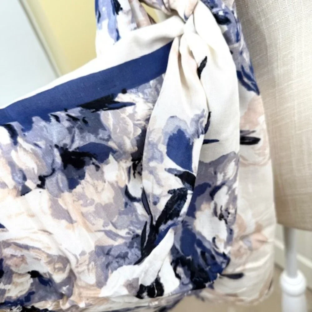 Large Rectangular Floral Print Scarf with Fringed Ends